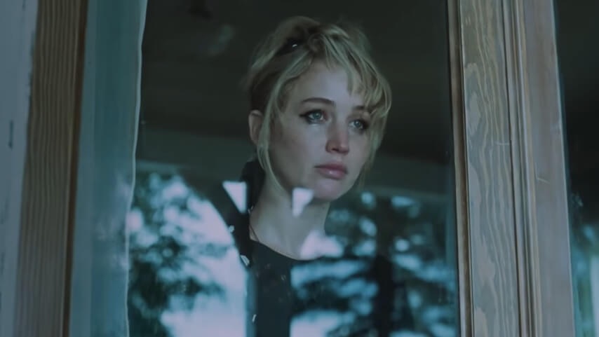 Die My Love (2025) Review – A Portrait of Postpartum&nbsp;Descent