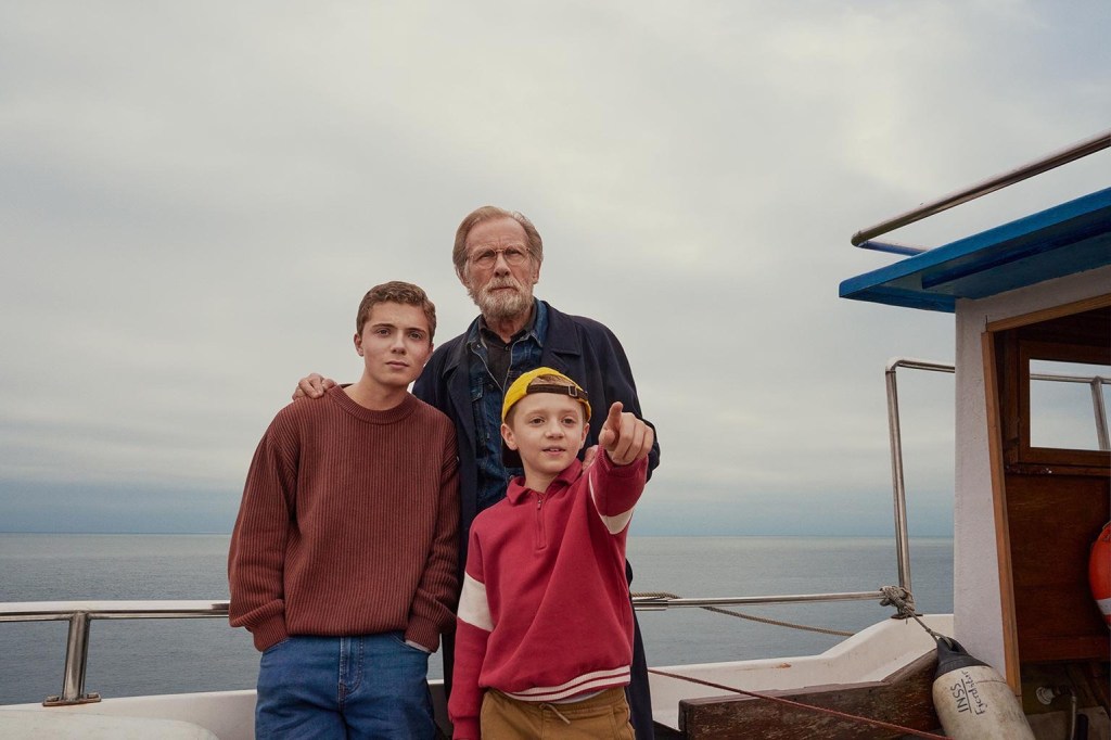 500 Miles (2026) Review – The Journey&nbsp;Home
